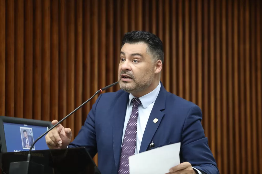 Rangel destaca aprovação projeto que obriga sindicatos a divulgar salários, receitas e despesas no PR