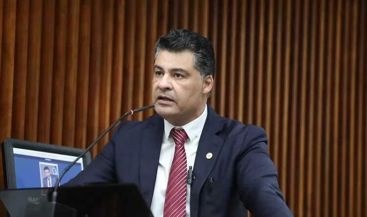 Rangel propõe inclusão de treinamento contra engasgamento em escolas do Paraná